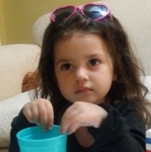 Meet your Posher, Elizabeth